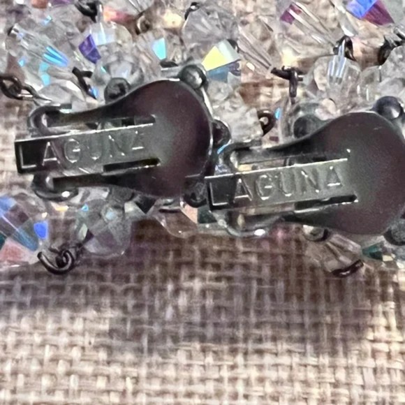 Vintage Laguna A/B Crystal Cha Cha Dangles Clip On Earrings Singed - Picture 3 of 7